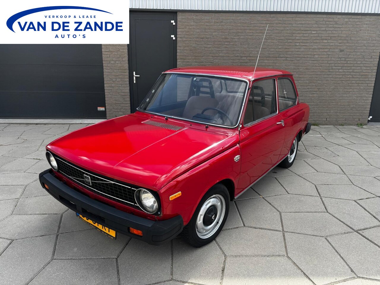 Volvo 66 - DL juweeltje originele uitvoering en bekleding| technisch helemaal klaargemaakt. - AutoWereld.nl