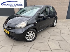 Toyota Aygo - 1.0-12V | AIRCO| 5 Deurs | Lichtm. velg.|All season|Zwart metallic