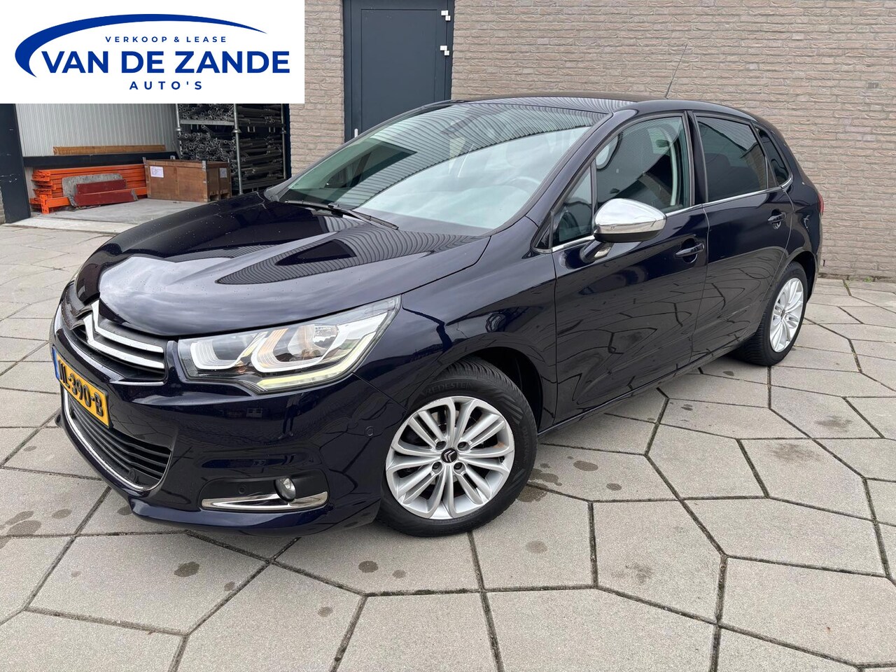 Citroën C4 - 1.2 PureTech Feel Coll.|Nieuwe Riem| 5 Drs|Trekh.|4x NW All-Seas.|Dode hoek detectie - AutoWereld.nl