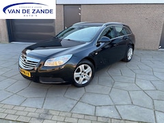 Opel Insignia - 1.8 Edition|Prachtige Station|Trekhaak| Dakrails|Park.sens. V+A |All-Season banden|best.st