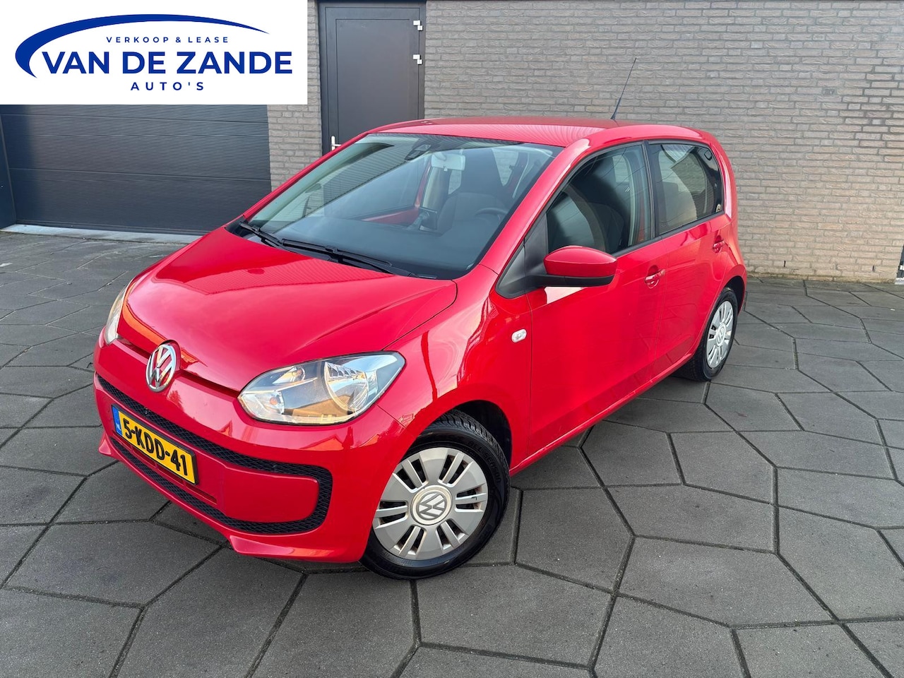 Volkswagen Up! - 1.0 move up! BlueMotion Thechno|Airco|5 Drs |4 nieuwe All-Season|Isofix|AUX| - AutoWereld.nl