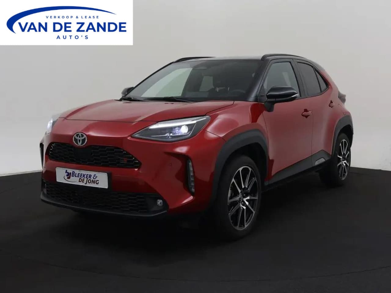 Toyota Yaris Cross - 1.5 Hybrid 130 GR SPORT speciale uitvoering - AutoWereld.nl