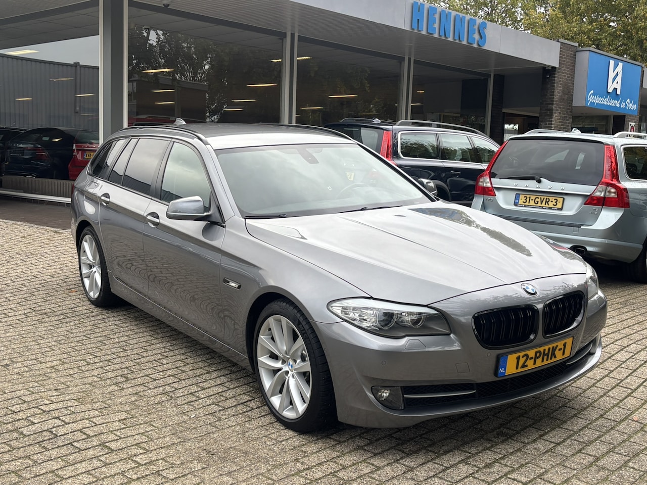 BMW 5-serie Touring - 523i Executive 523i Executive - AutoWereld.nl