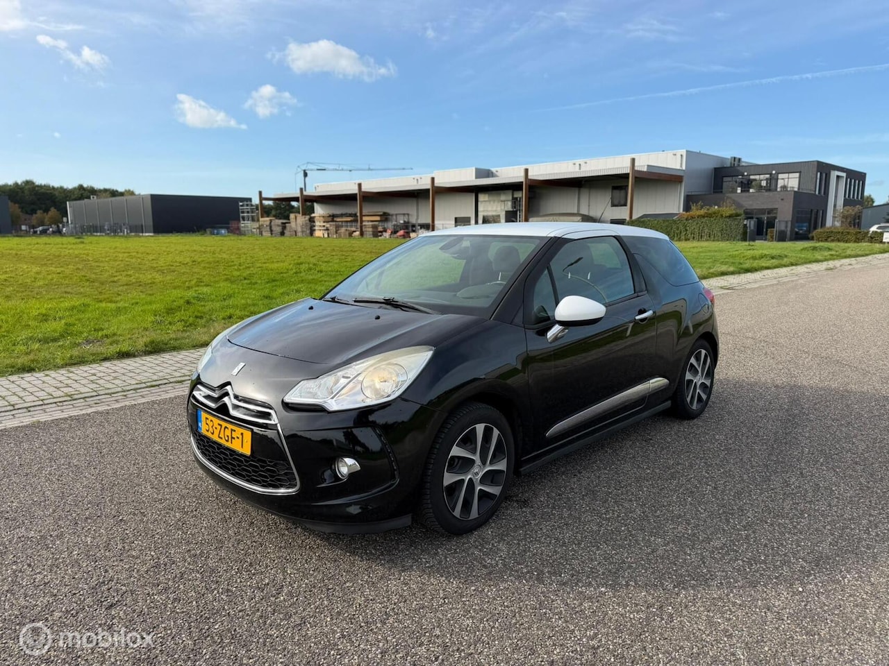 Citroën DS3 - 1.2 VTi So Chic Luxe uitvoering Top onderhouden - AutoWereld.nl