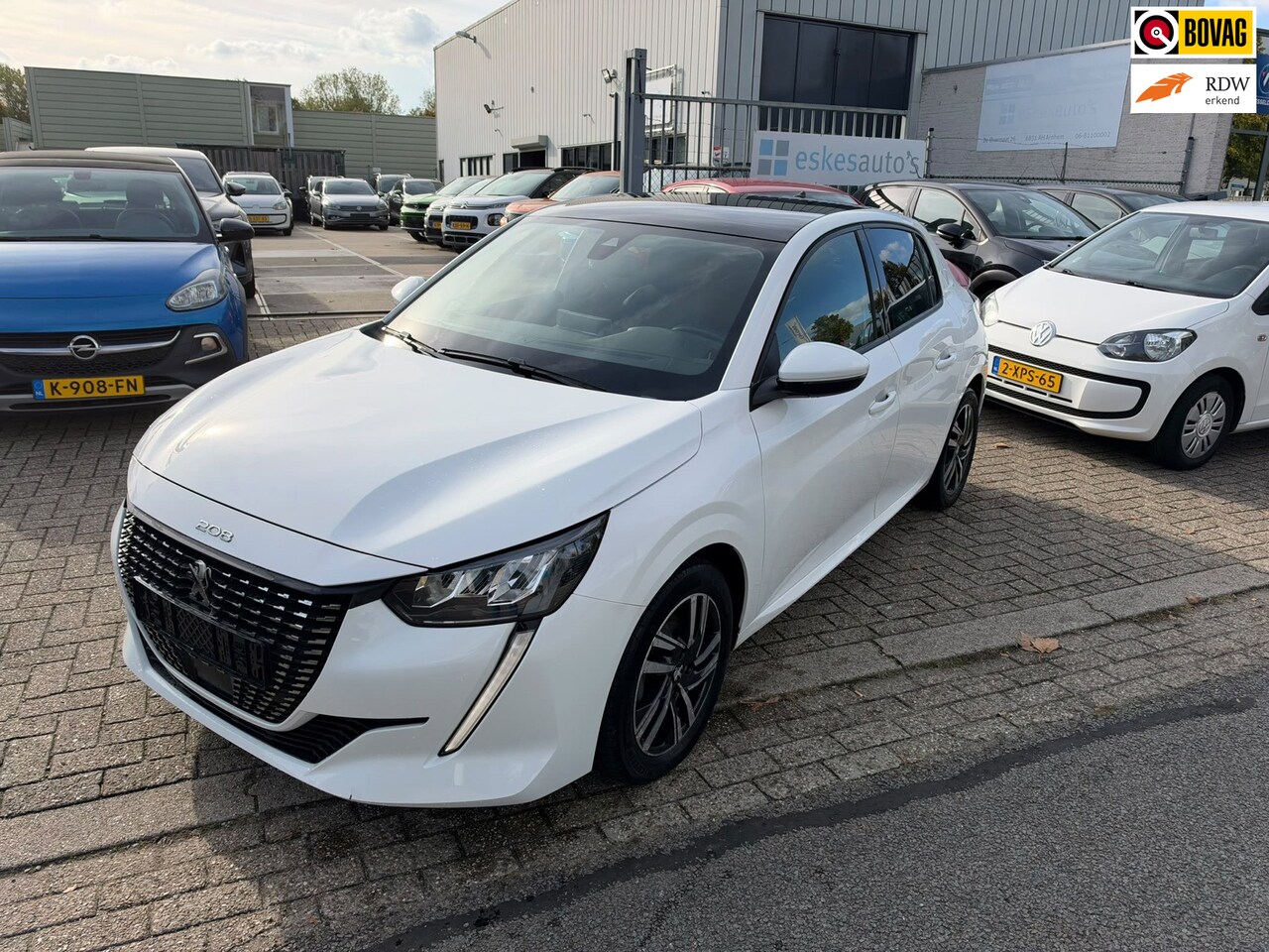Peugeot 208 - 1.2 PureTech Allure 1.2 PureTech Allure,Panodak, Navi, Camera, Keyless, Stoel verwarming, 1ste eigenaar, INC B - AutoWereld.nl