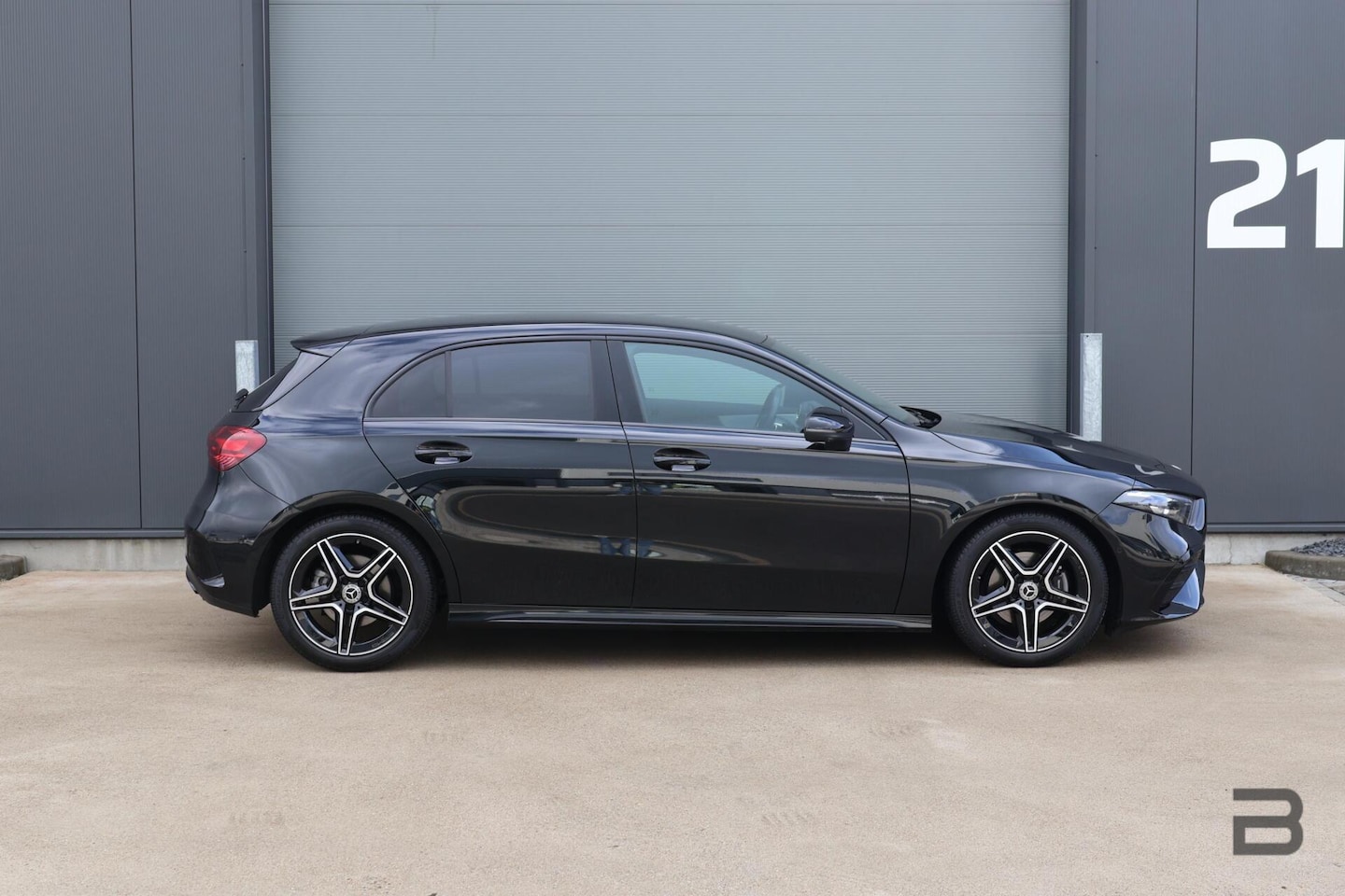 Mercedes-Benz A-klasse - 200 AMG Line / Special Edition / Night Pakket / Soundsystem / Stuurwielverwarming - AutoWereld.nl