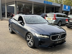 Volvo S60 - T8 AWD R-Design Pano HeadUp Keyless Pilot Assist