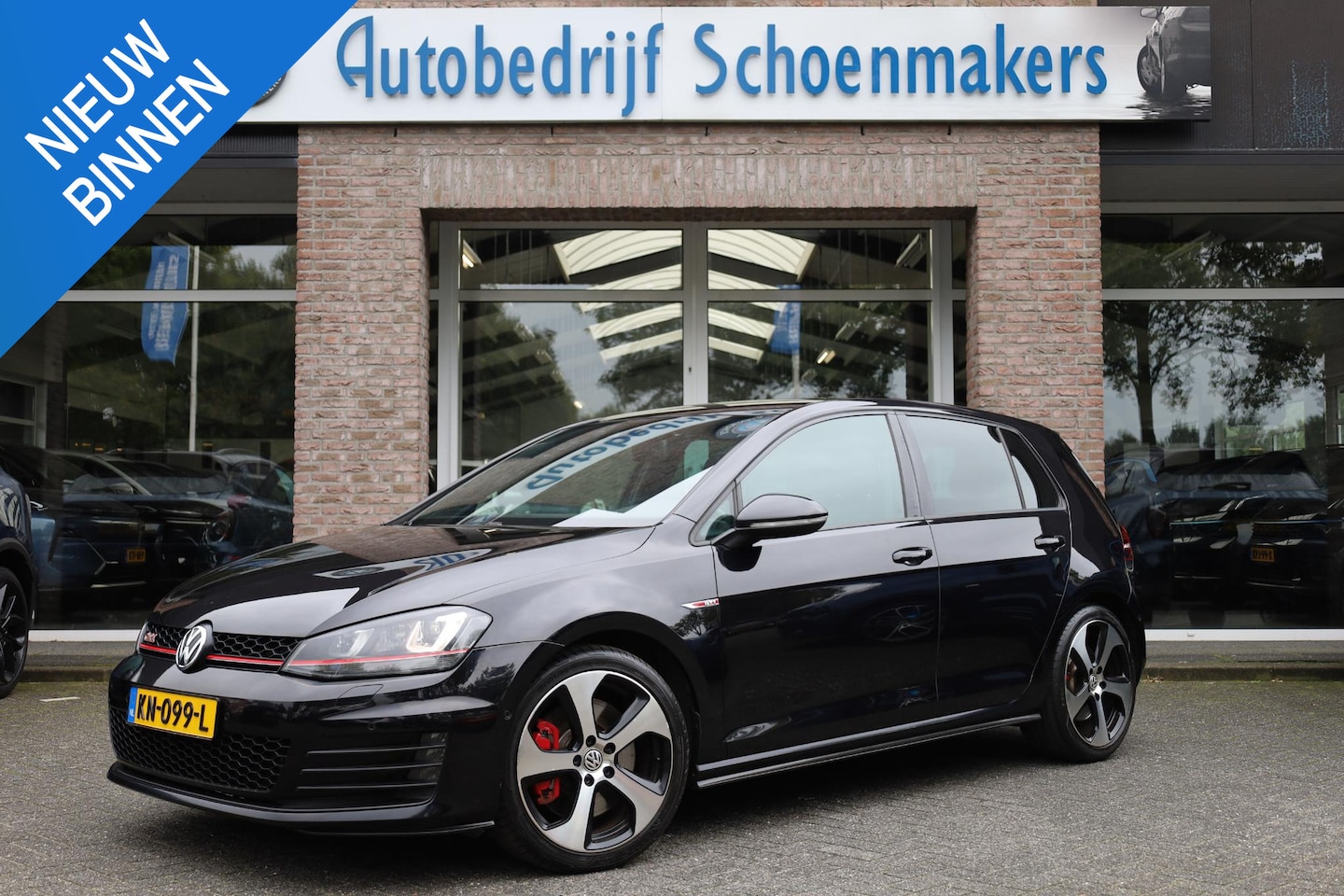 Volkswagen Golf - 2.0 TSI GTI Performance LEER STOELVERWARMING KLEPPENSYSTEEM PARKING-ASSIST HILL-HOLD CRUIS - AutoWereld.nl