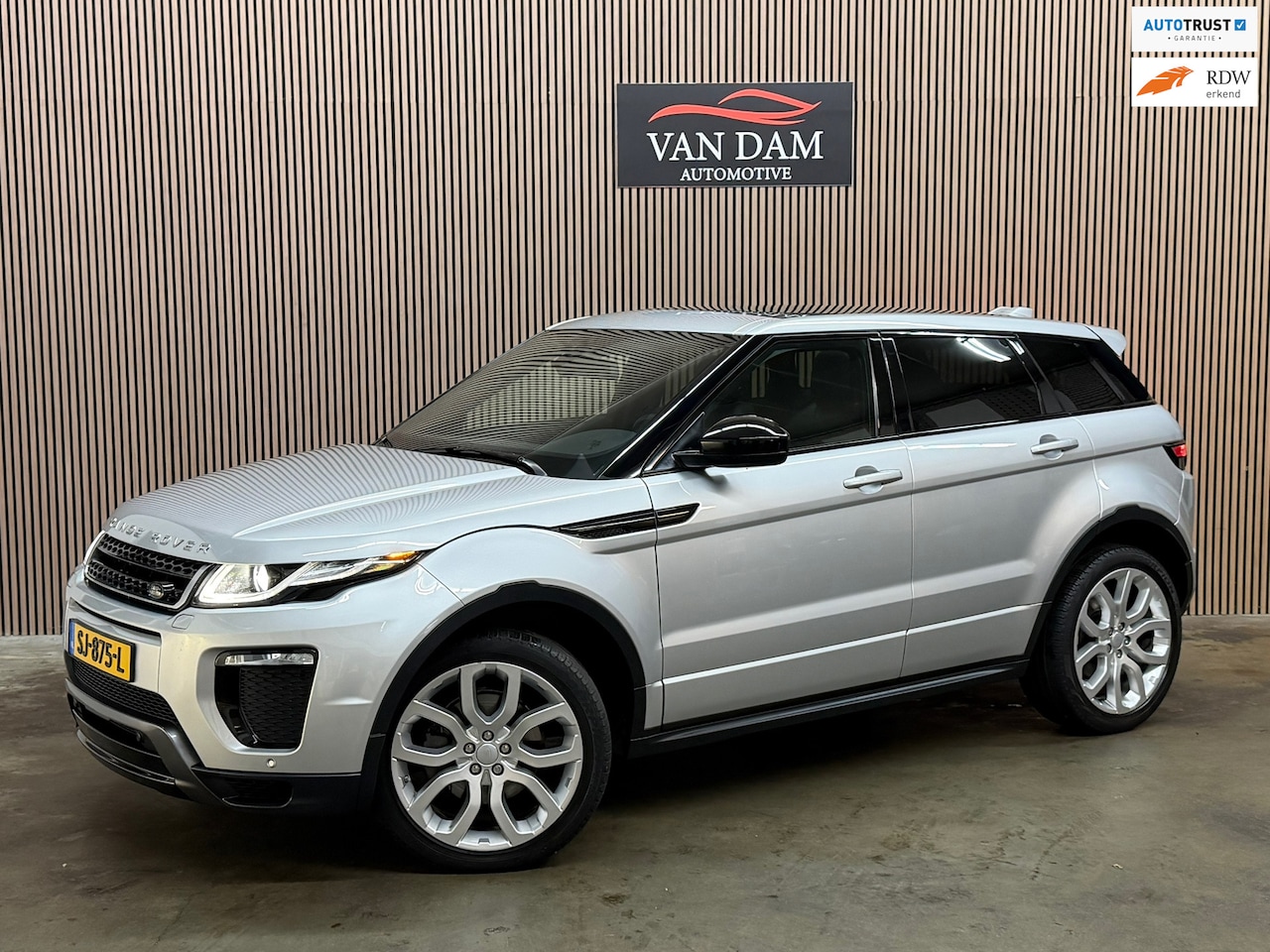 Land Rover Range Rover Evoque - 2.0 TD4 HSE Dynamic 2016 PANO LED CAMERA - AutoWereld.nl
