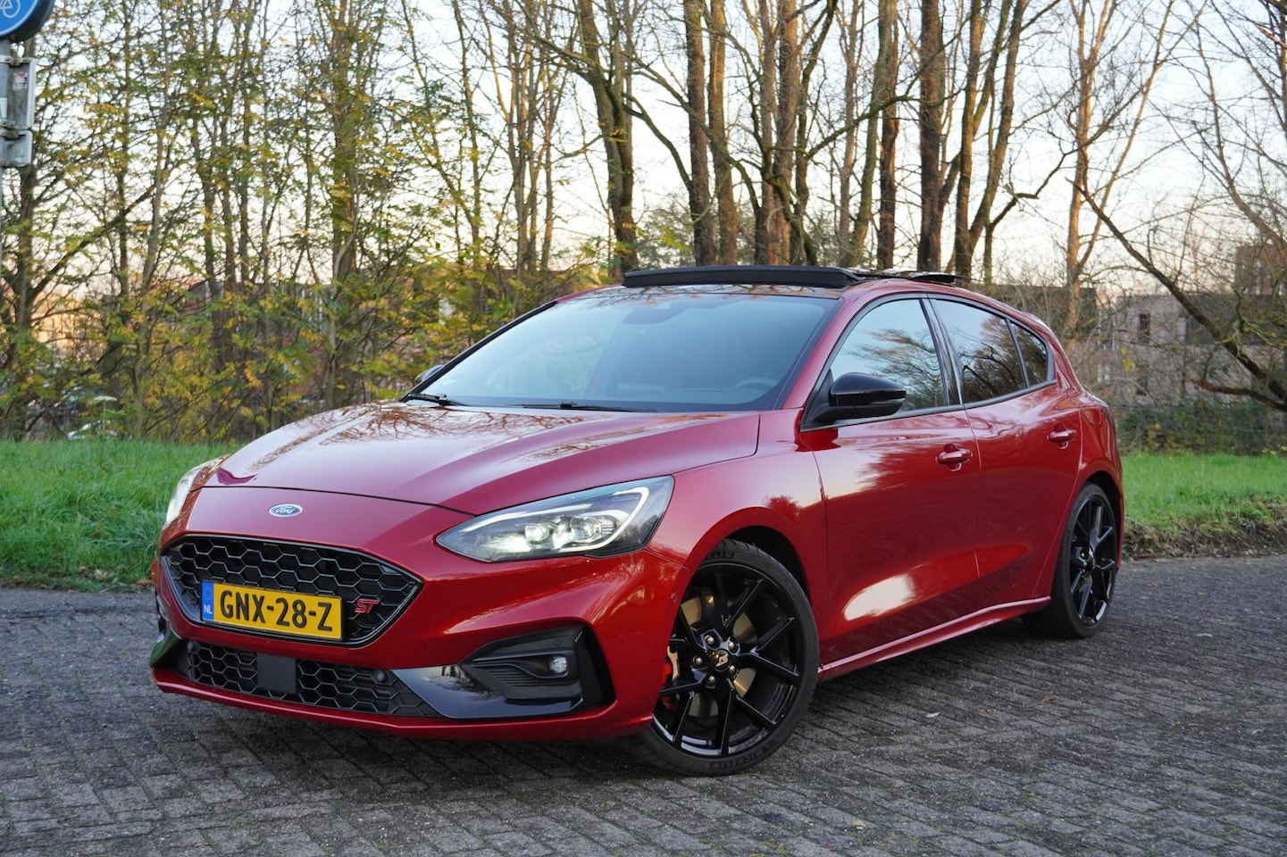 Ford Focus - 2.3 EcoBoost ST-3 - AutoWereld.nl