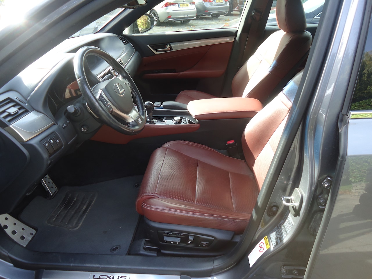 Lexus GS - 450h F Sport Line mark levinson en car play