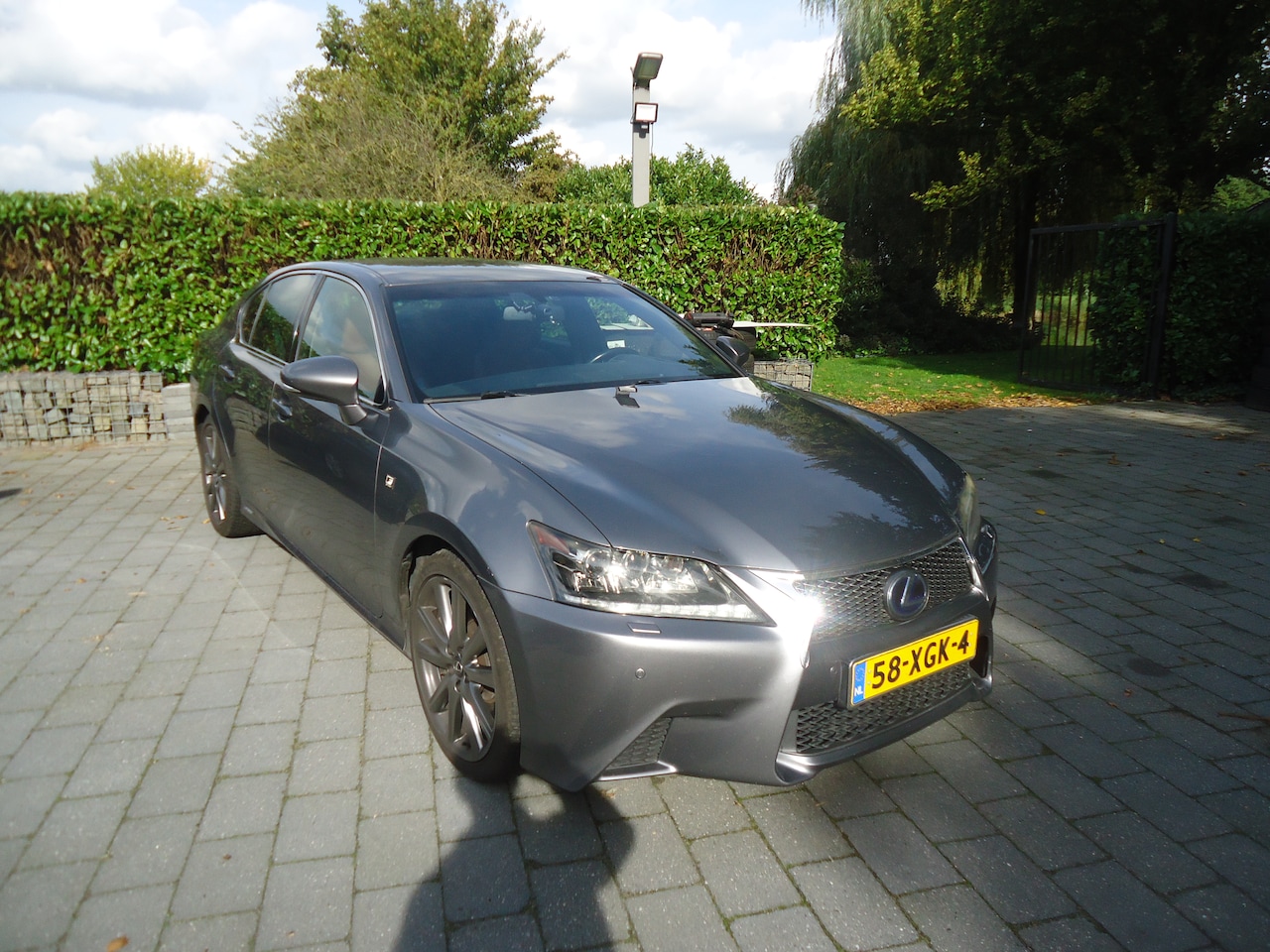 Lexus GS - 450h F Sport Line mark levinson en car play