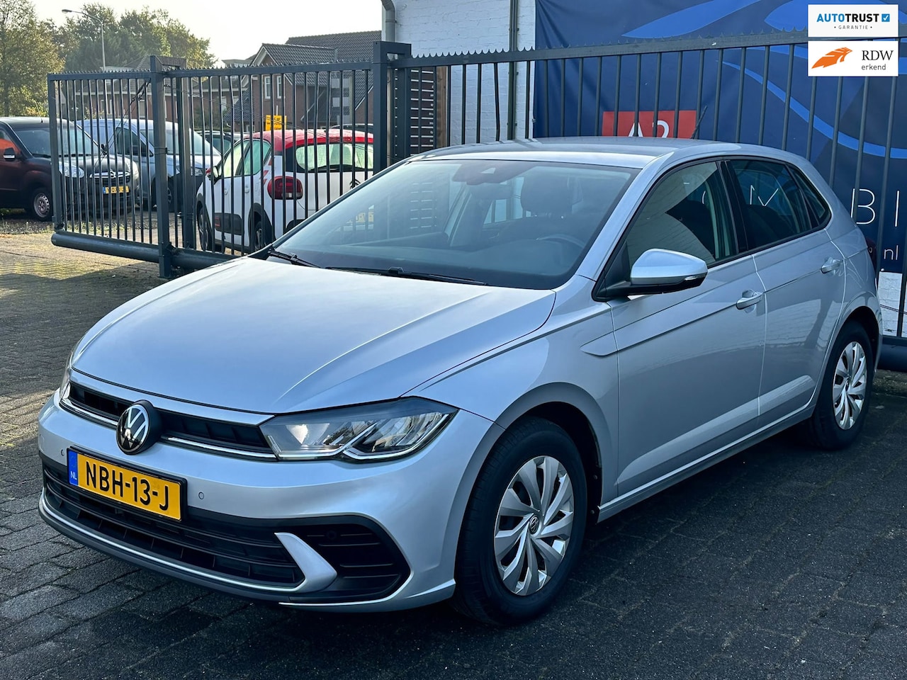 Volkswagen Polo - 1.0 TSI Life Edition / CARPLAY / STOELVERWARMING / CAMERA / CRUISE CONTROL - AutoWereld.nl