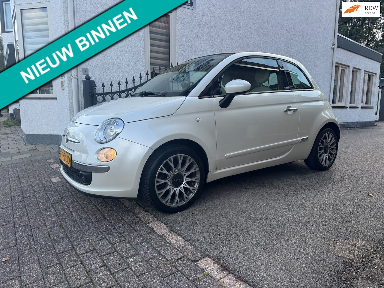 Fiat 500 C - 0.9 TwinAir Lounge parelmoer / leer - AutoWereld.nl