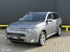 Mitsubishi Outlander - 2.0 PHEV Intense +