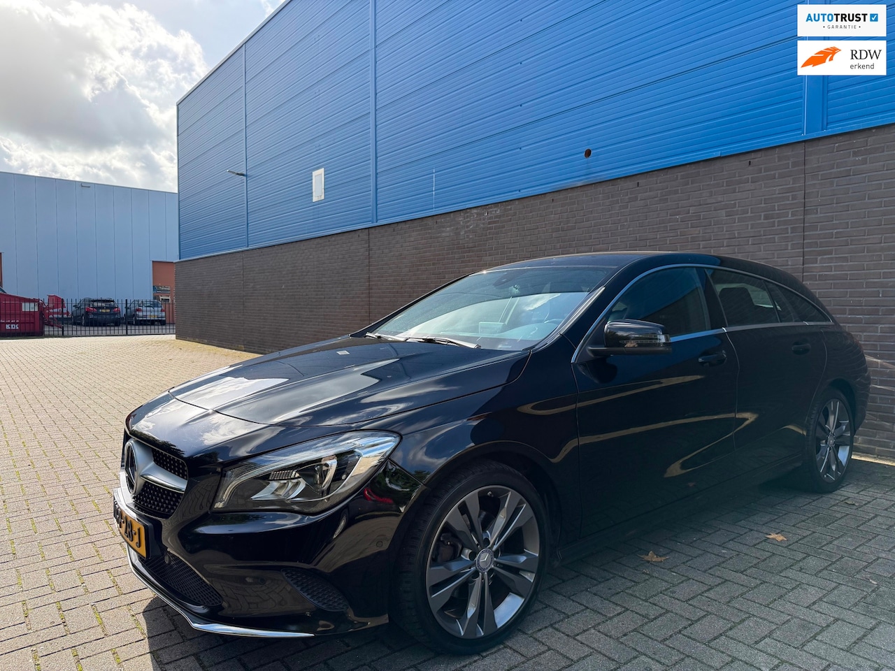 Mercedes-Benz CLA-klasse Shooting Brake - Prestige | Stoelverwarming | Cruise | Parkeersensoren | LED | 18” LM Velgen | Climate | - AutoWereld.nl