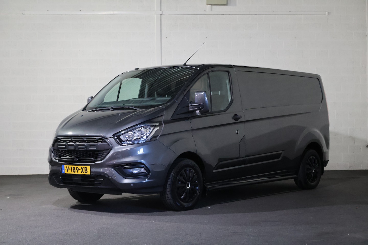 Ford Transit Custom - 2.0 TDCI 170pk L2 H1 Trend - AutoWereld.nl