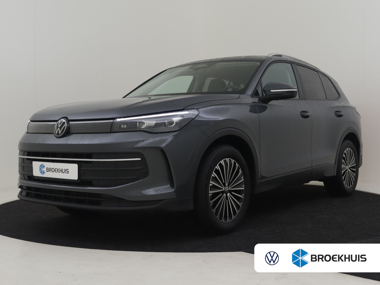 Volkswagen Tiguan - 1.5 eTSI 7-DSG Life Edition 131pk Elektr. Trekhaak | Stoelverwarming l Camera l LED Plus l - AutoWereld.nl