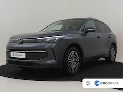 Volkswagen Tiguan - 1.5 eTSI 7-DSG Life Edition Elektr. Trekhaak | Stoelverwarming l Camera l LED Plus l Cuise