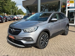 Opel Grandland X - 1.2 Turbo Business Elegance , navi, apple carplay, PDC, etc