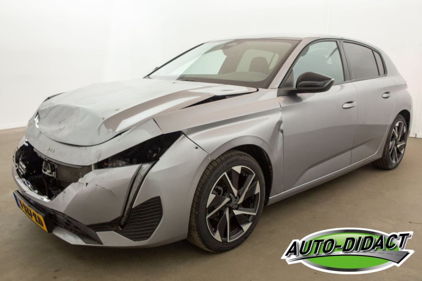 Peugeot 308 - 1.2 PureTech Automaat Navi Camera Clima Allure Pack Business - AutoWereld.nl
