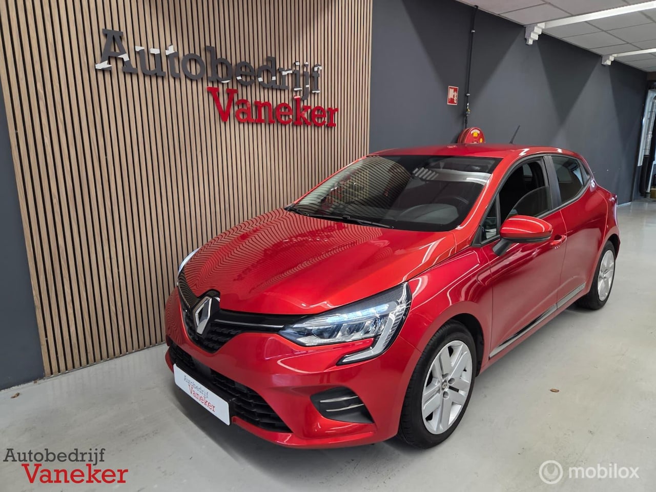 Renault Clio - 1.0 TCe Zen|Carplay Cruise|Full LED|Lane Assist - AutoWereld.nl
