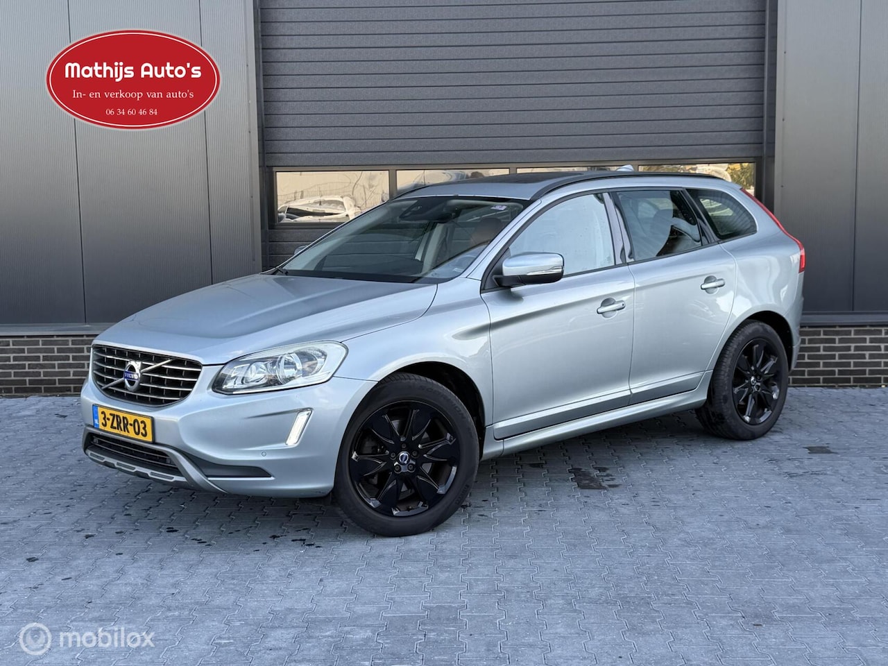 Volvo XC60 - 2.0 D4 FWD R-Design 2.0 D4 FWD R-Design - AutoWereld.nl