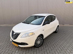 Lancia Y(psilon) - Ypsilon 0.9 TwinAir Elefantino Plus Airco|PDC achter|Bluetooth|Centrale deurvergrendeling