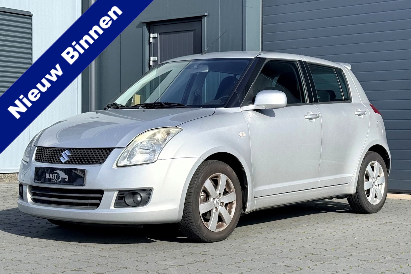 Suzuki Swift - 1.3 Bandit 96448KM! NL-auto! SPORTSTOELEN CLIMA KEYLESS - AutoWereld.nl