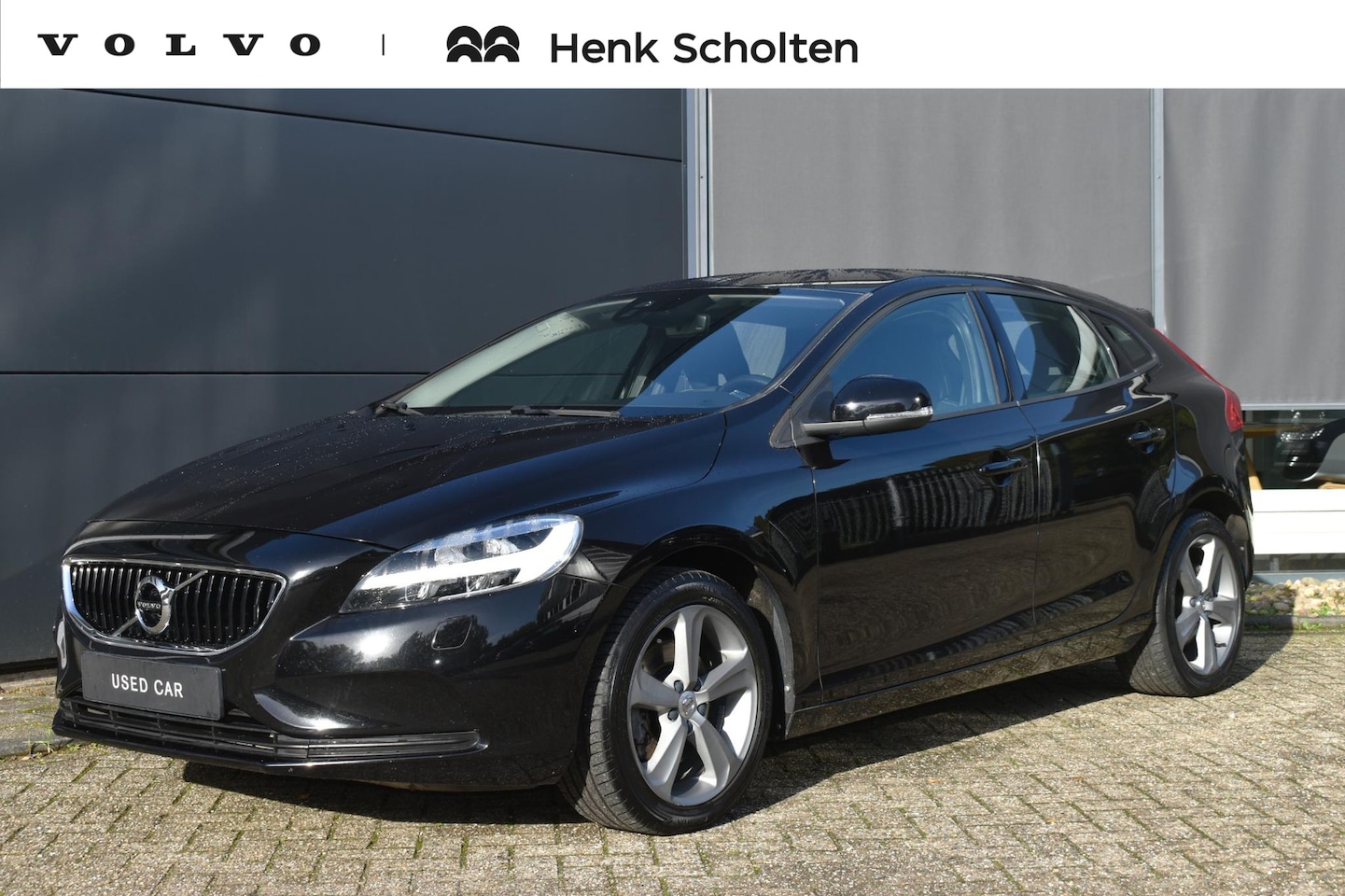 Volvo V40 - 2.0 T3 Nordic+ l Trekhaak l Stoelverwarming l Navigatie l 100% dealeronderhouden l Cruise - AutoWereld.nl