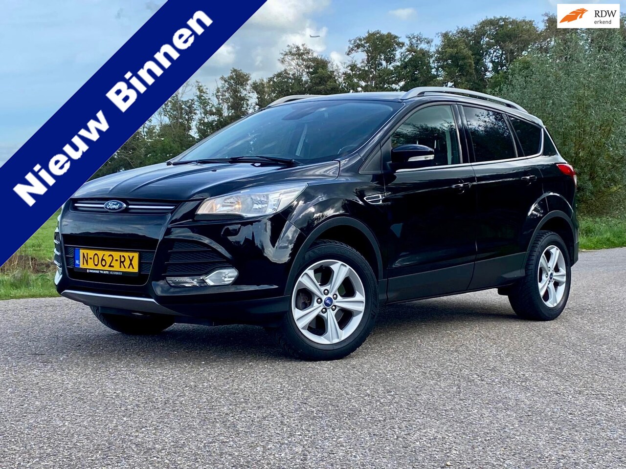 Ford Kuga - 1.5 Titanium Styling Pack 4WD AUTOMAAT AIRCO NAVI 182PK GOED ONDERHOUDEN - AutoWereld.nl
