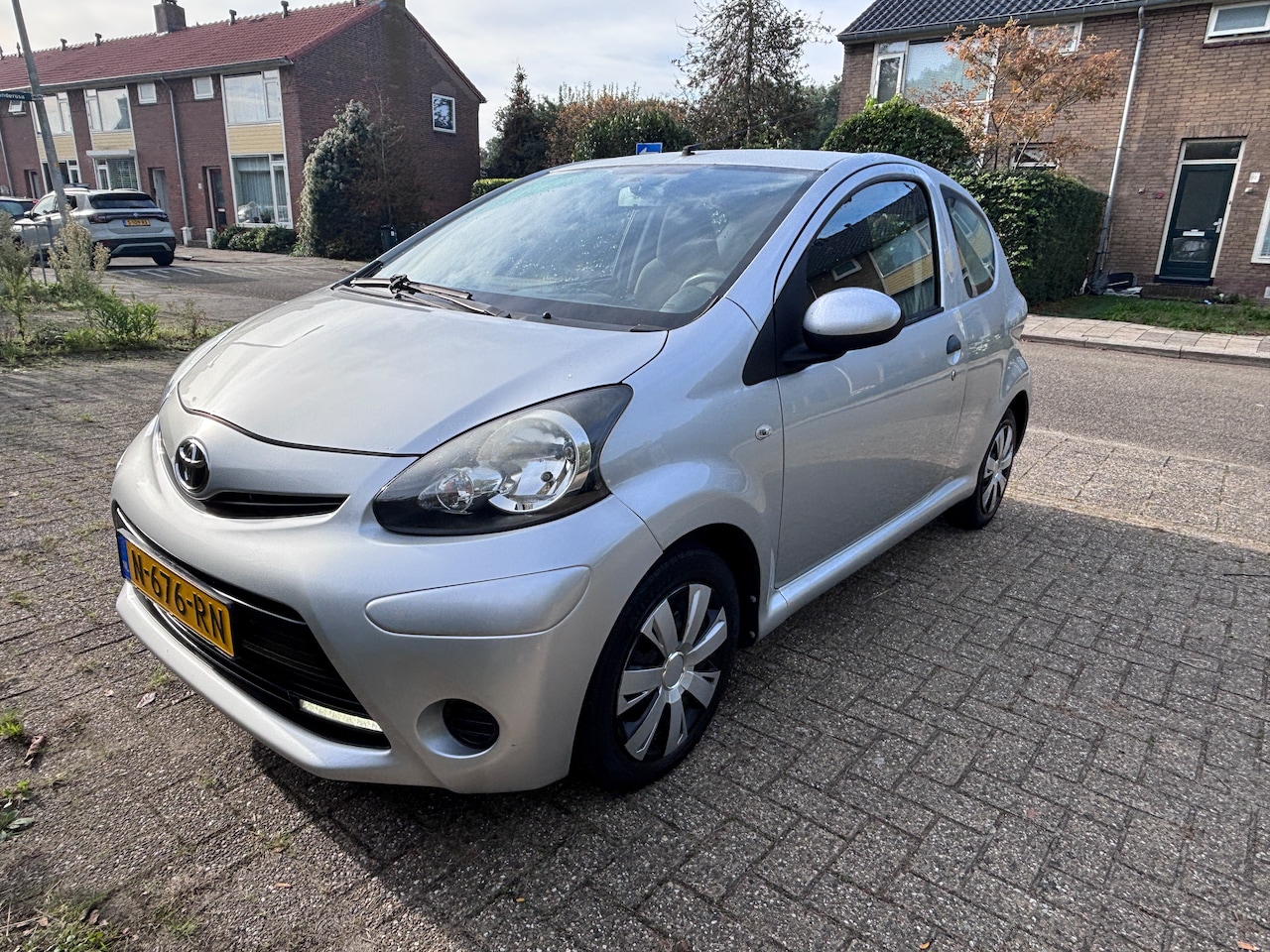 Toyota Aygo - 1.0 VVT-i Aspiration - AutoWereld.nl