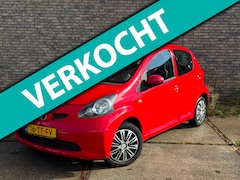 Toyota Aygo - 1.0-12V + Elec ramen