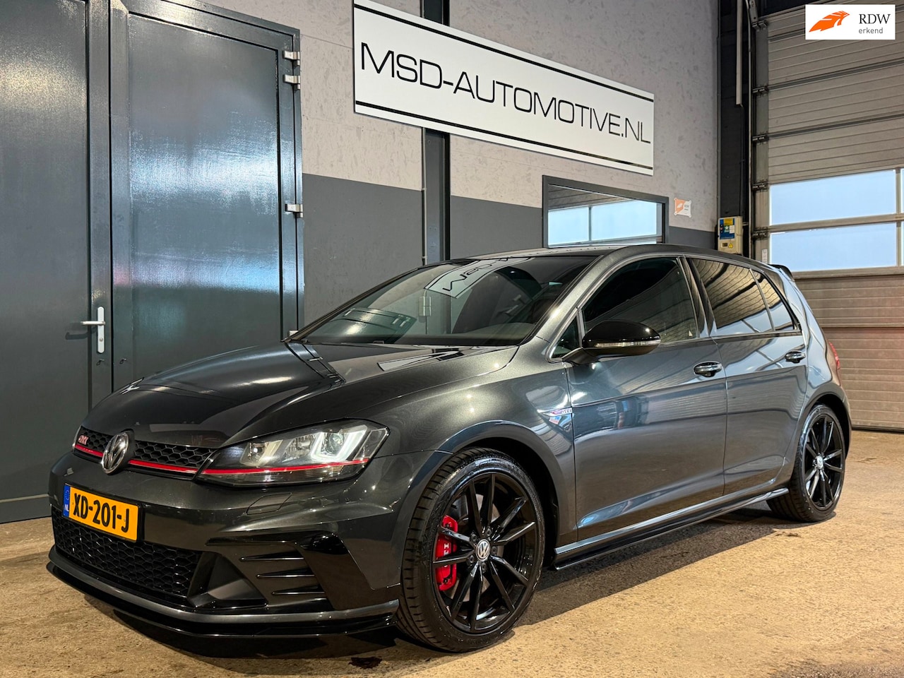 Volkswagen Golf - 2.0 TSI GTI Clubsport Leer Onderhouden - AutoWereld.nl