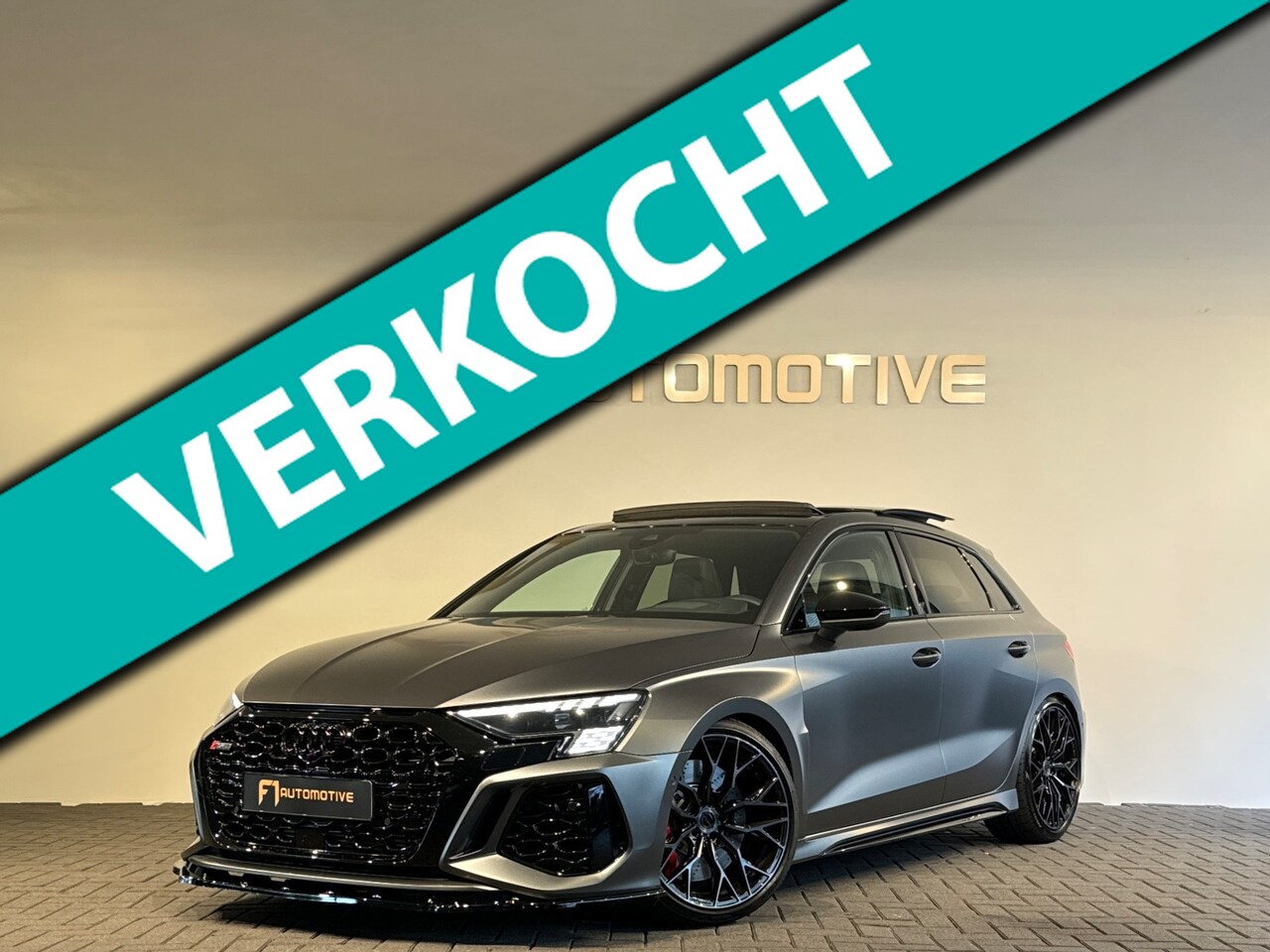 Audi RS3 - Sportback 2.5 TFSI quattro Pano|HuD|B&O|FULL PPF|Keyless - AutoWereld.nl