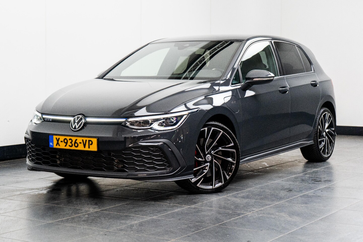 Volkswagen Golf - 1.4 eHybrid 245 pk GTE | Apple Carplay | Parkeersensoren | Cruise control adaptief | - AutoWereld.nl