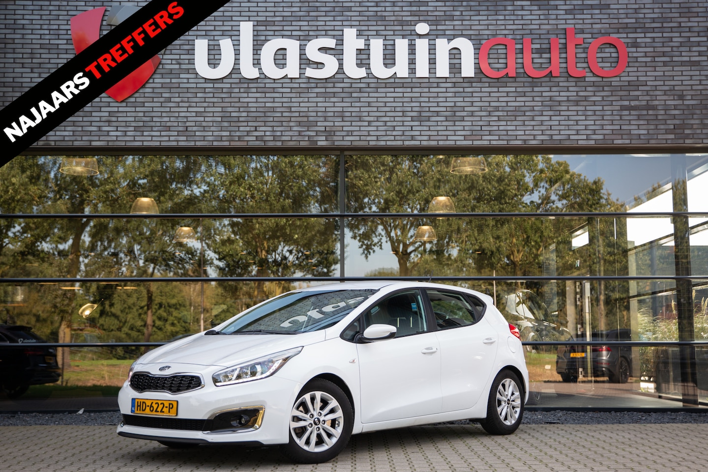 Kia Cee'd - 1.6 GDI First Edition 1.6 GDI First Edition , Achteruitrijcamera, Navigatie, Cruise control, - AutoWereld.nl