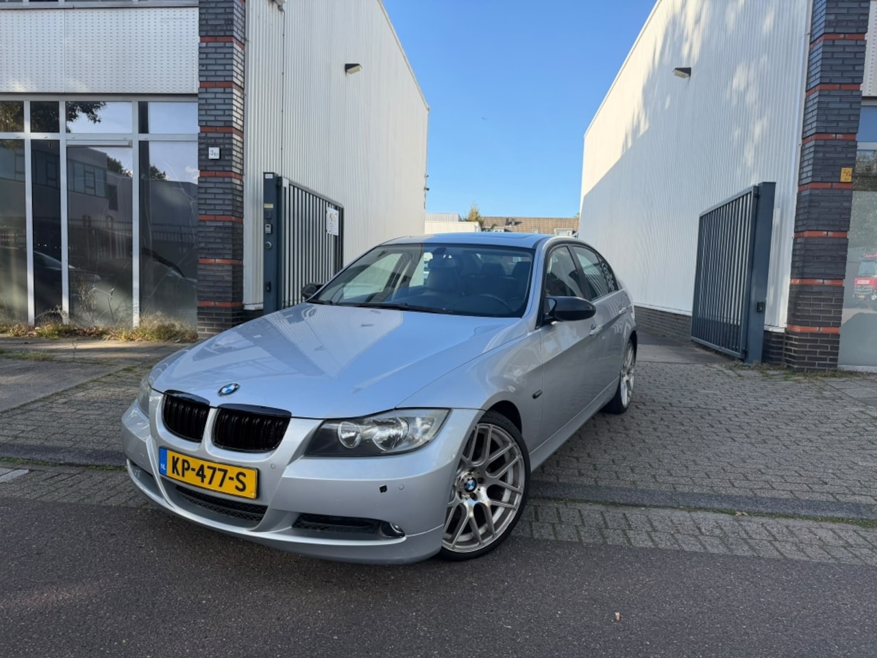 BMW 3-serie - 320i Executive 320i Executive - AutoWereld.nl