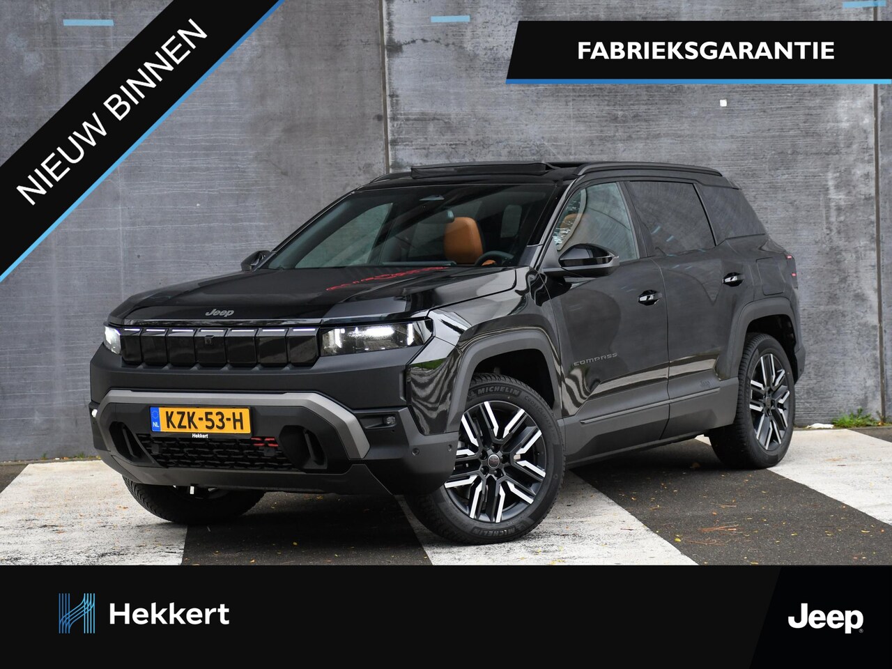 Jeep Compass - Overland 4xe 96 kWh 376pk Automaat PANO | LED MATRIX | 19''LM | MASSAGE | FOCAL | 360° CAM - AutoWereld.nl