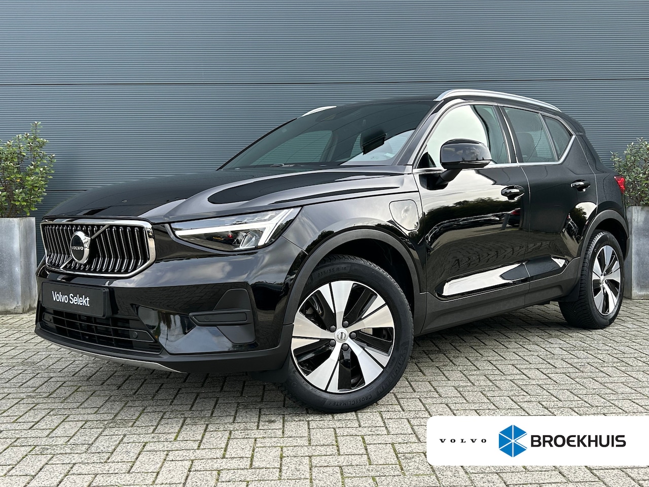 Volvo XC40 - 1.5 T4 Plug-in hybrid Plus Bright | Trekhaak | SoH: 93% | Pilot Assist | Memory | Harman/K - AutoWereld.nl