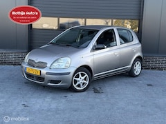 Toyota Yaris - 1.3 VVT-i Blue 5 deurs Airco Nieuwe APK