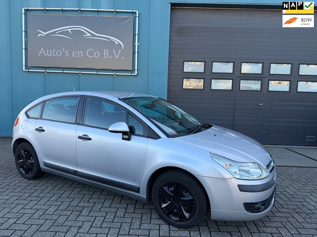 Citroën C4 - 1.4-16V Ligne Prestige Airco Cruise Trekhaak NL Auto NAP Apk 24-09-2027 - AutoWereld.nl