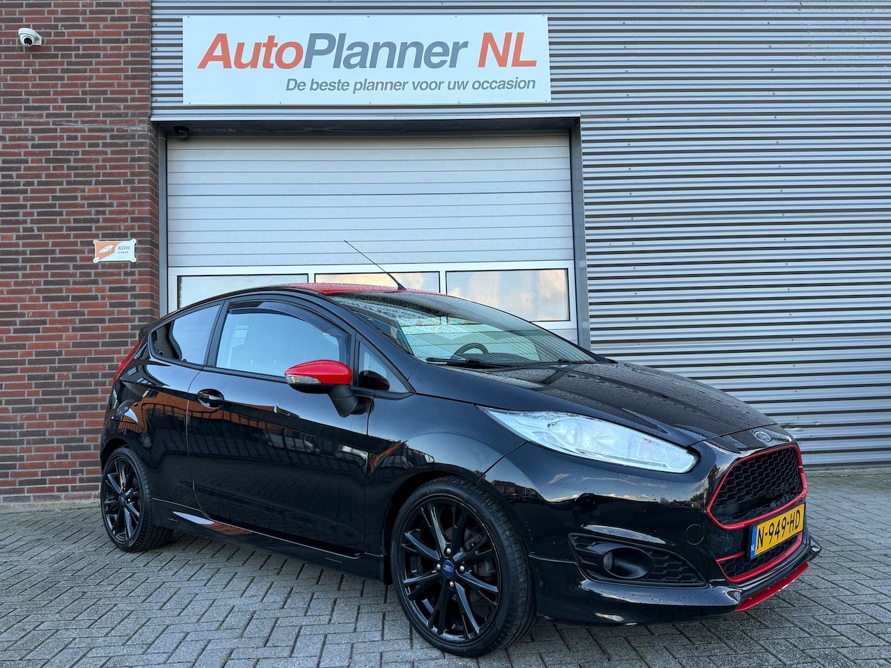Ford Fiesta - 1.0 EcoBoost Red/Black Edition! 140PK! Clima! - AutoWereld.nl
