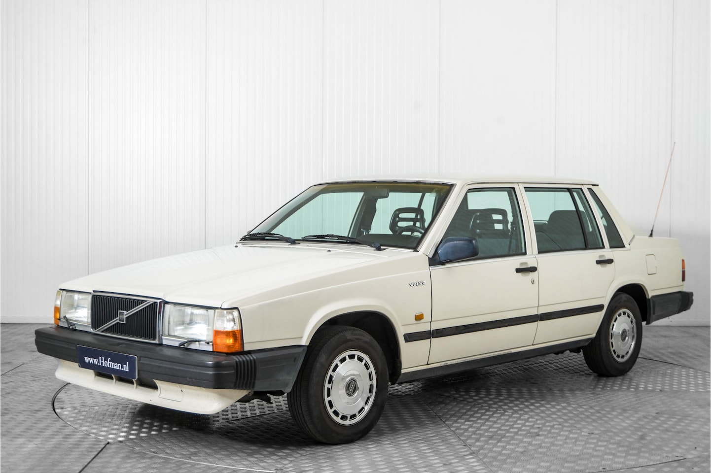 Volvo 740 - 2.3 GL 2.3 GL - AutoWereld.nl