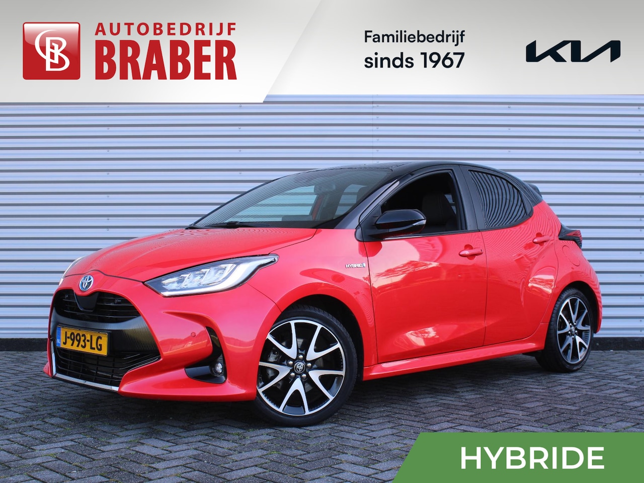 Toyota Yaris - 1.5 Hybrid Launch Edition | 17" LM | Clima | Cruise adapt.| PDC V+A | Camera | HUD | Keyle - AutoWereld.nl