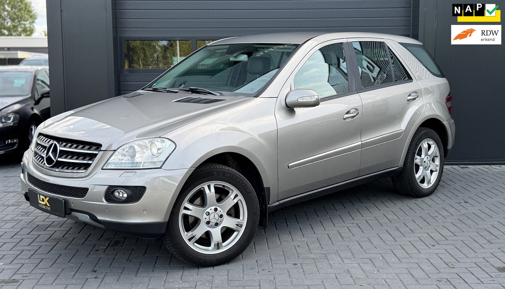 Mercedes-Benz M-klasse - 350|Camera|Trekhaak|Goed onderhouden|Nap - AutoWereld.nl