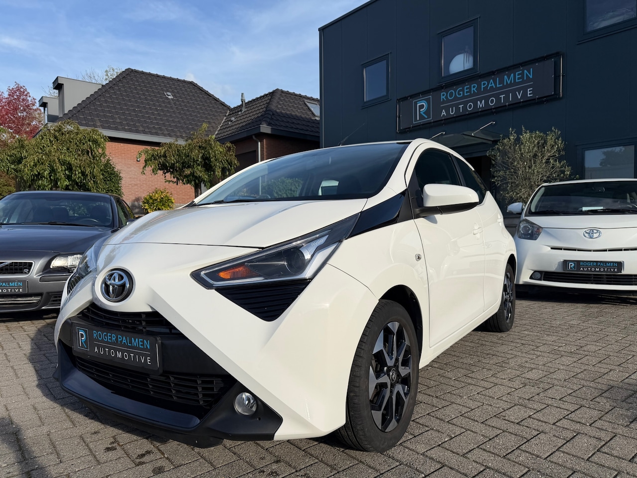 Toyota Aygo - 1.0 VVT-i x-clusiv 1.0 VVT-i x-clusiv - AutoWereld.nl