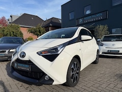 Toyota Aygo - 1.0 VVT-i x-clusiv