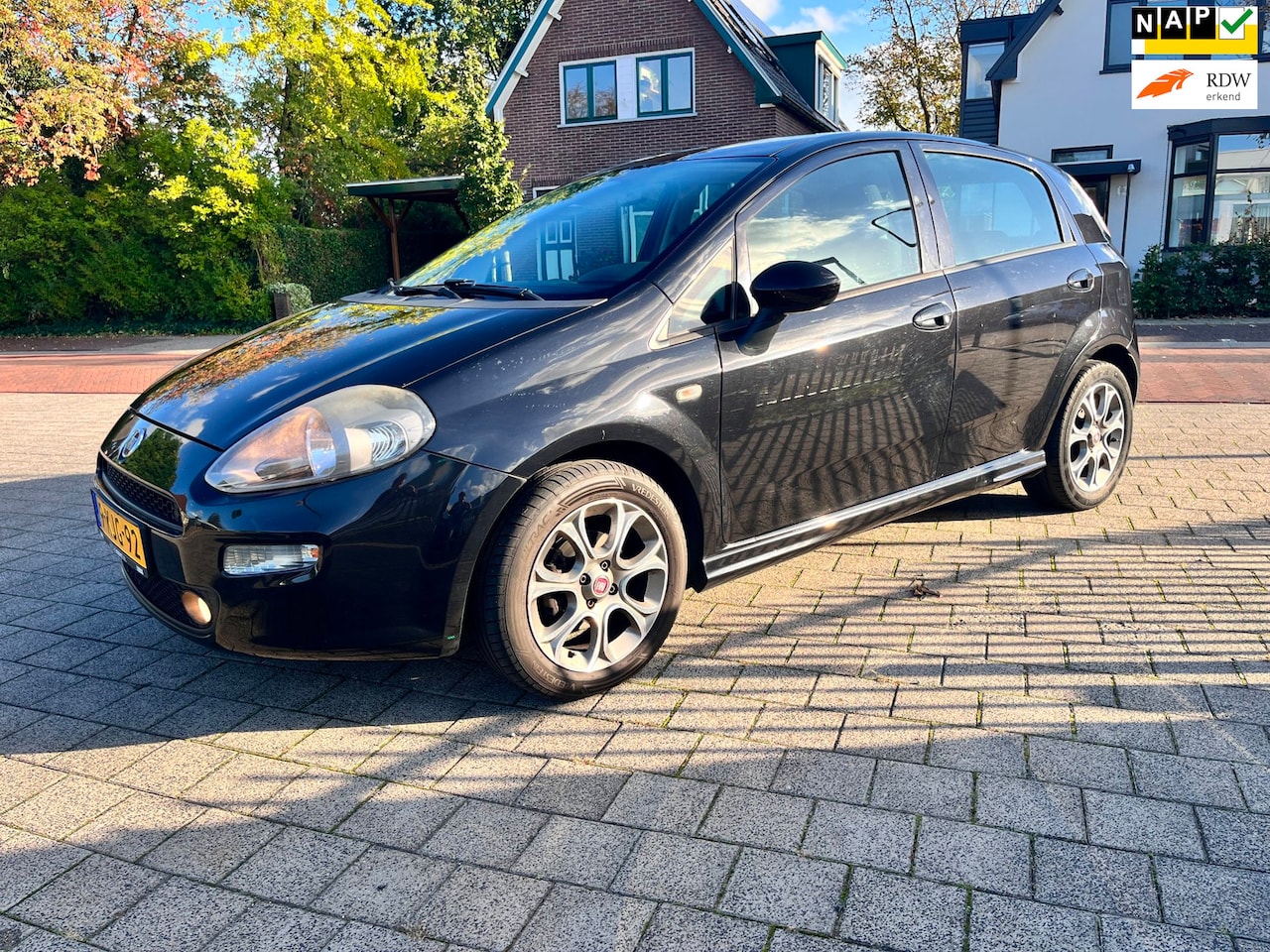 Fiat Punto Evo - 0.9 Sport Ecc Isofix LM Cruise 5 Drs fris NW APK NAP NL auto - AutoWereld.nl