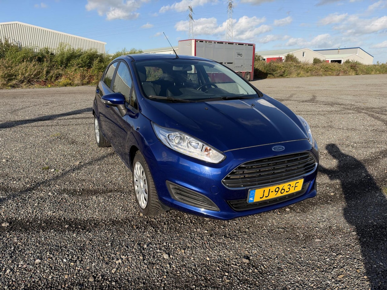 Ford Fiesta - 1.0 Style ST 2016 airco 5 Drs. Netjes! - AutoWereld.nl
